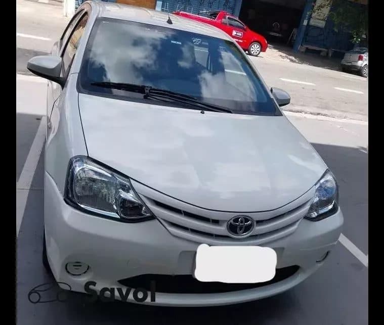 Toyota Etios 1.3 - Manual